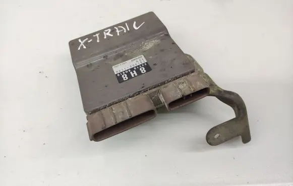 Nissan X-Trail T30 Fuel injection control unit/module 227108H810