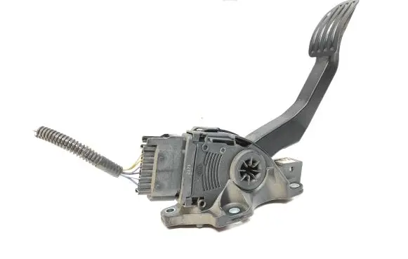 Volvo V60 Accelerator throttle pedal 31329062 6PV01083416 C95YE02