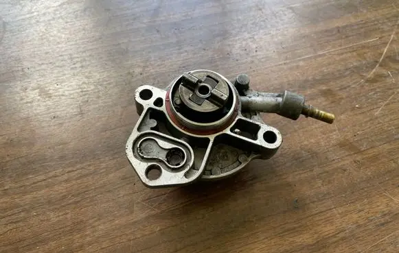 Peugeot 807 Vacuum pump 7226601H