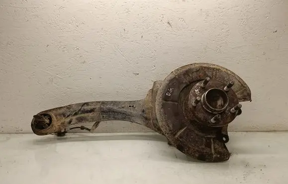 Volvo V50 Rear wheel hub spindle/knuckle 