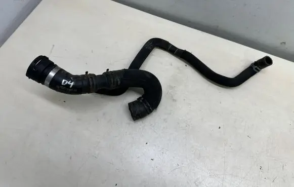 Audi A8 S8 D4 4H Engine coolant pipe/hose 4H0121055AA 4H0121088AA