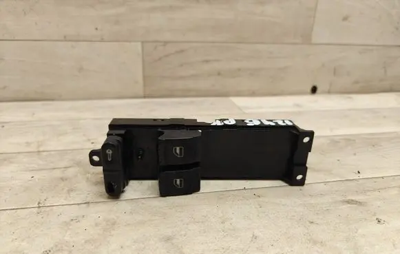 Seat Alhambra (Mk1) Electric window control switch 7M3959857C 03755400 YM2114A132BBW