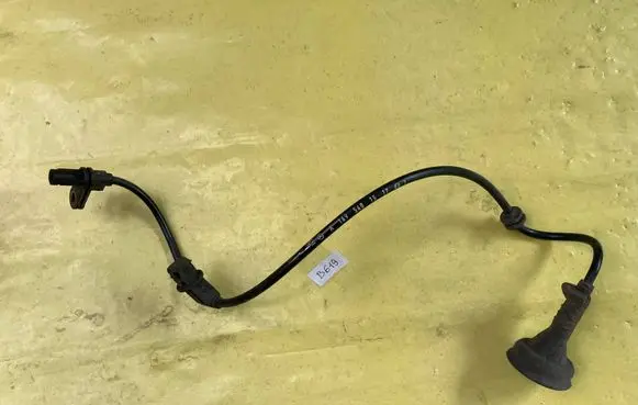 Mercedes-Benz B W245 ABS brake wheel speed sensor A1695401517
