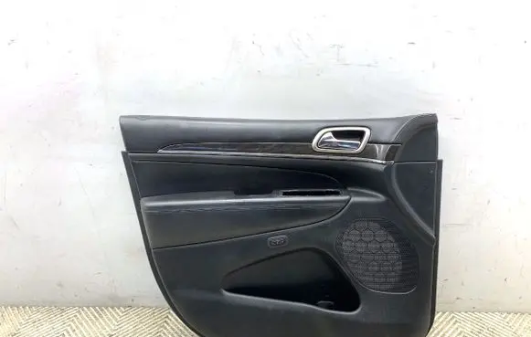 Jeep Grand Cherokee Front door card panel trim