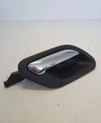 BMW 5 E39 Front door interior handle 8195516