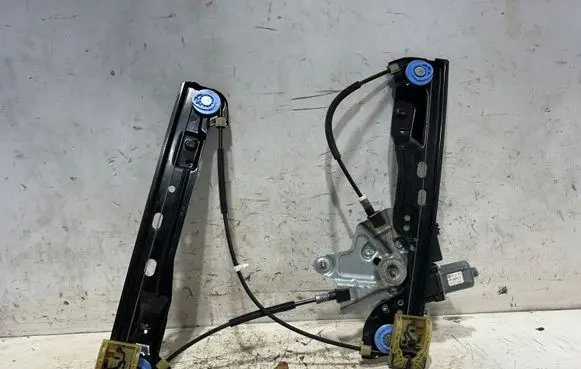 Opel Insignia A Front door window regulator with motor 20952452