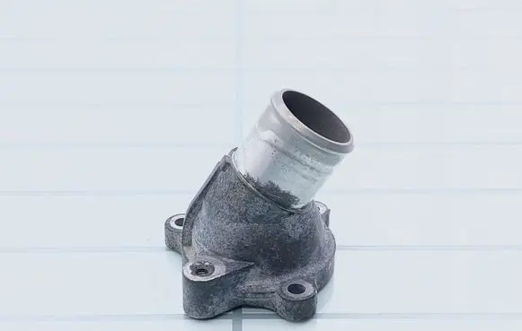 Toyota Avensis T250 Thermostat housing 