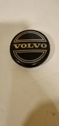 Volvo V70 Original wheel cap 8646379