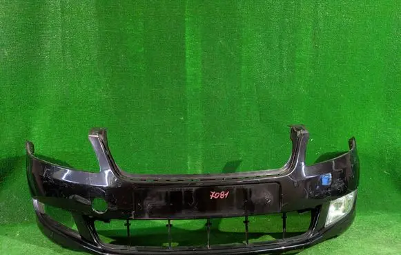 Skoda Fabia Mk2 (5J) Front bumper