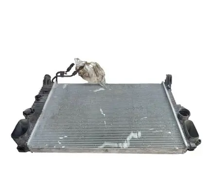 Mercedes-Benz CLS C219 Coolant radiator A2115003402 876366S RA1364