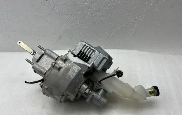 Nissan Leaf II (ZE1) Brake booster A9A000BK2 EAC103504A