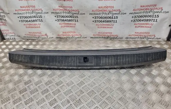 Trunk/boot sill cover protection