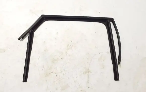 Cupra Formentor Rubber seal rear door 5FF839432B