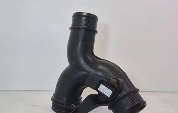 Audi Q7 4L Intercooler hose/pipe 7L6145770B 7L6145795 7L6145795RL