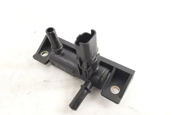 Fuel pressure sensor