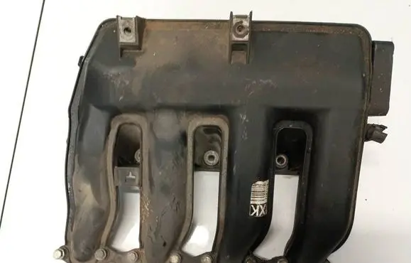 BMW 3 E46 Intake manifold 7787318