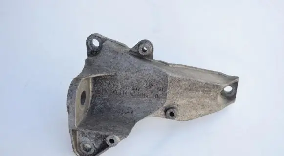 Audi A6 S6 C5 4B Gearbox mounting bracket 8D0399114AJ