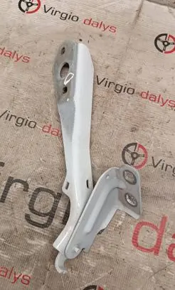 Engine bonnet/hood hinges