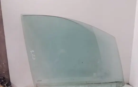 Citroen C8 Front door window glass four-door 43R000929