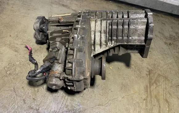 Volkswagen Touareg I Gearbox transfer box case 0AD341010S 47602 4B5GTM046050NVG