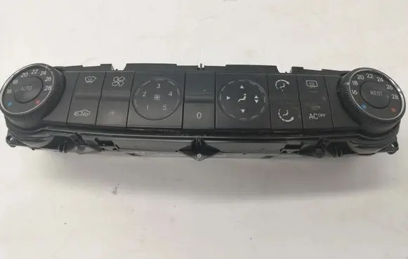Mercedes-Benz E W211 Interior fan control switch 2118300385