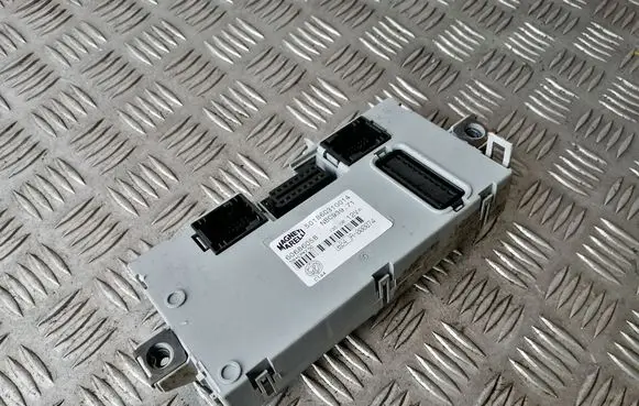 Alfa Romeo 159 Comfort/convenience module 60686058 501860310014 NBC93971