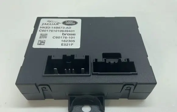 Jaguar F-Pace Tailgate/trunk control unit/module HK8314B673AD C611671010639401