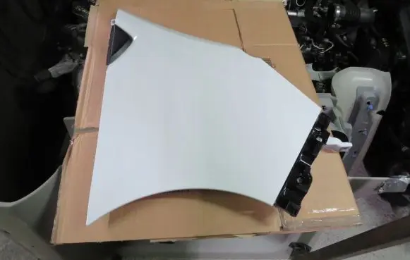 Nissan Primastar Fender