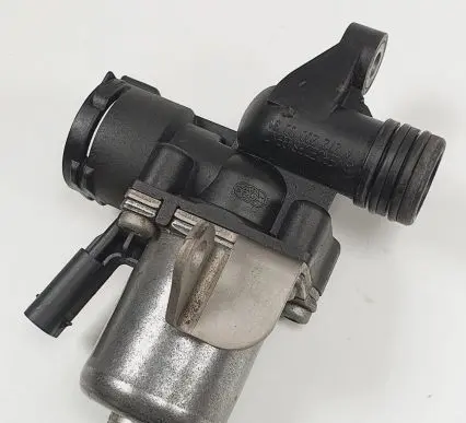 Mercedes-Benz GLK (X204) Coolant heater control valve A2722000031