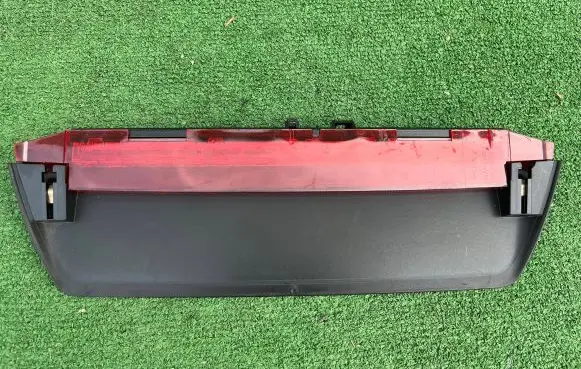 Volkswagen PASSAT B8 Third/center stoplight 3G594508