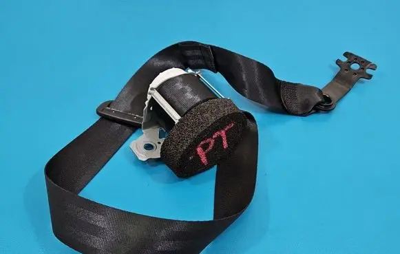 Volkswagen PASSAT B8 Rear seatbelt 3G9857806F IMPRK1571324