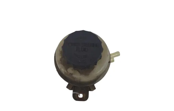 Brake fluid reservoir