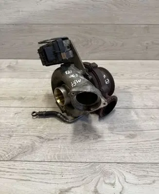 BMW X5 E70 Turbo 7796313 781751 6NW009660