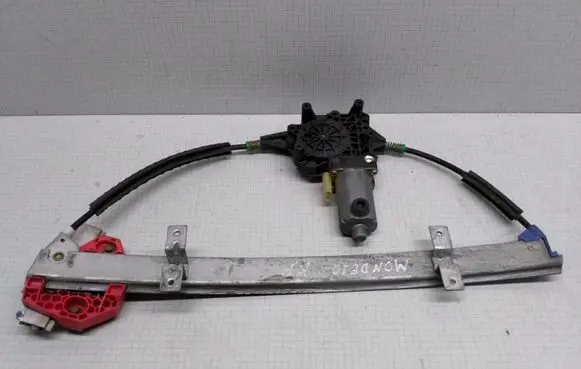 Ford Mondeo MK II Front door window regulator with motor E015001014 0130821792
