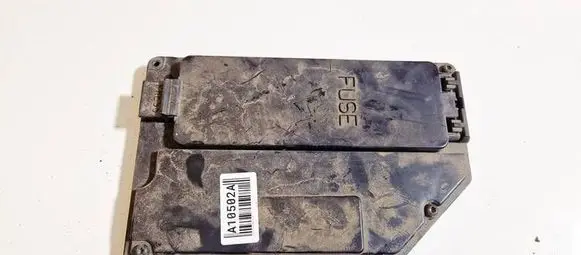 Volvo S70 V70 V70 XC Fuse box cover 3515122