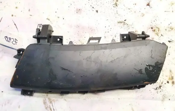 Glove box