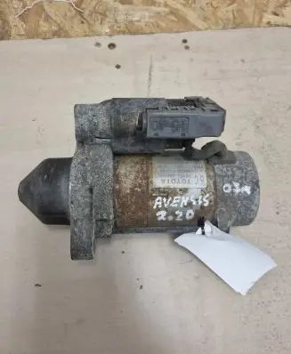 Toyota Avensis T250 Starter motor 281000R010