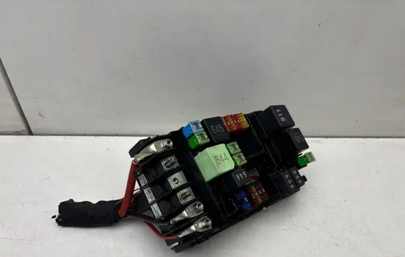 Skoda Octavia Mk3 (5E) Fuse module 5Q0937125B