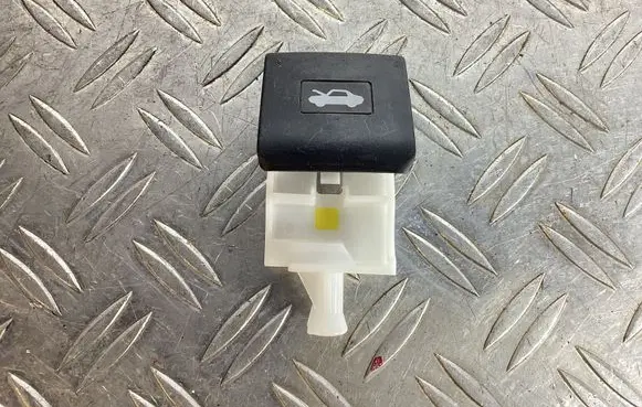 Lexus RX 450H Engine bonnet (hood) release handle 