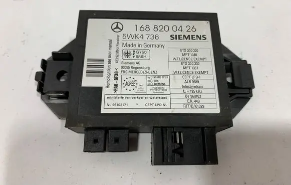 Mercedes-Benz A W168 Immobilizer control unit/module A1688200426 A1688220114 5WK4736