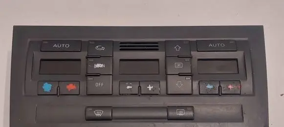 Audi A4 S4 B7 8E 8H Climate control unit 8E0820043AJ 0240564