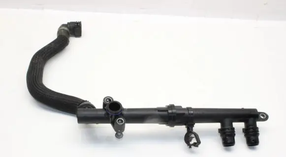 Opel Mokka B Engine coolant pipe/hose