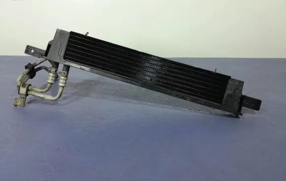 Ford Mustang VI Engine oil radiator FR33-7A095-AC