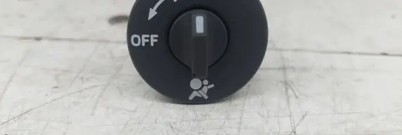 Renault Scenic II - Grand scenic II Passenger airbag on/off switch 8200169589D