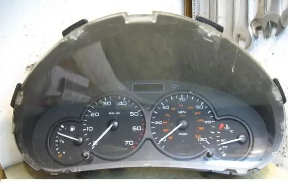 Peugeot Partner Speedometer (instrument cluster) 9662745780