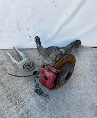 Mercedes-Benz A W176 Rear wheel hub spindle/knuckle 
