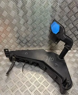 Audi Q5 SQ5 8R Windshield washer fluid reservoir/tank 8R0955453B 8R0955453C