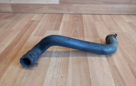 Renault Scenic II - Grand scenic II Engine coolant pipe/hose 8200320160