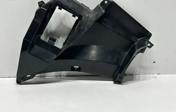 Volkswagen Touareg III Front bumper mounting bracket 760807884
