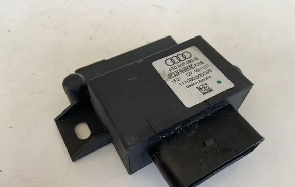 Audi A6 S6 C7 4G Fuel pump relay 4G0906093G